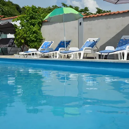 Swan Stolac